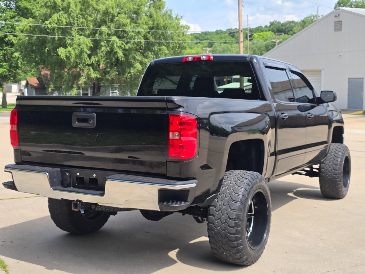 Chevrolet Silverado 1500 LT Crew Cab 4WD 2017