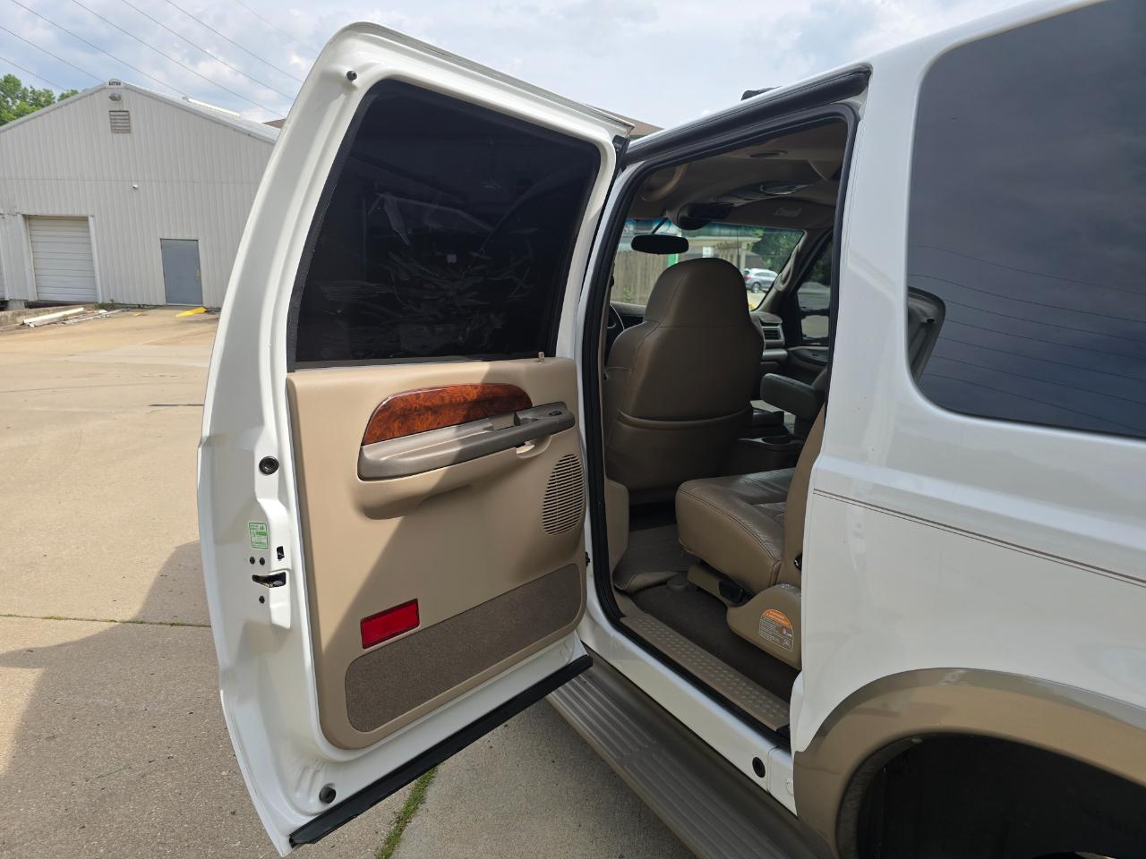 Ford Excursion Limited 4WD 2001