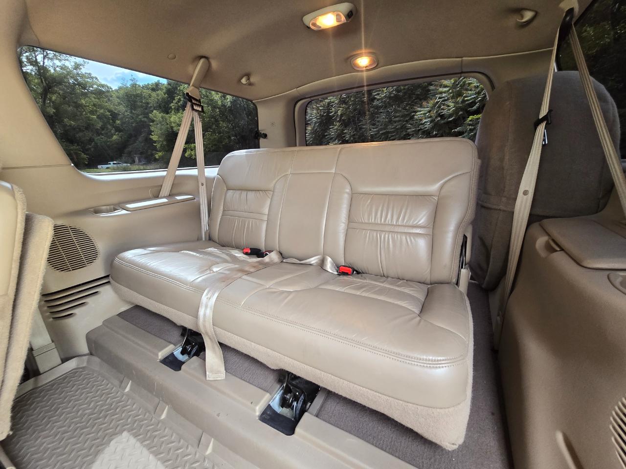 Ford Excursion Limited 4WD 2001