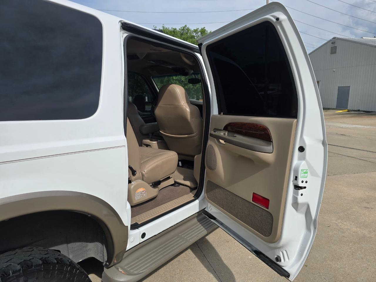 Ford Excursion Limited 4WD 2001