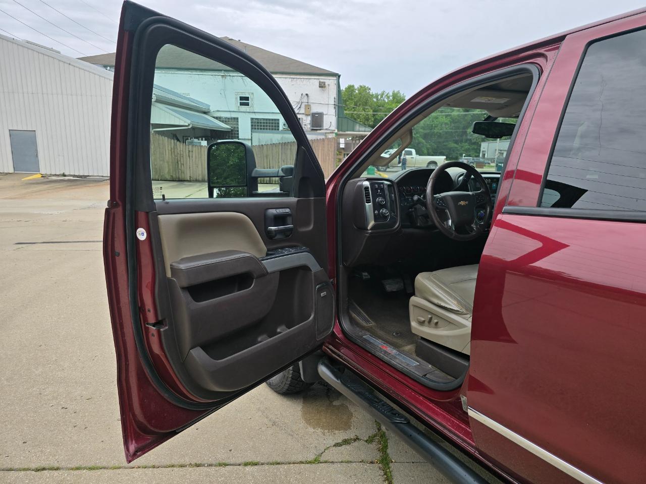 Chevrolet Silverado 3500HD LTZ Double Cab Long Box 4WD 2015