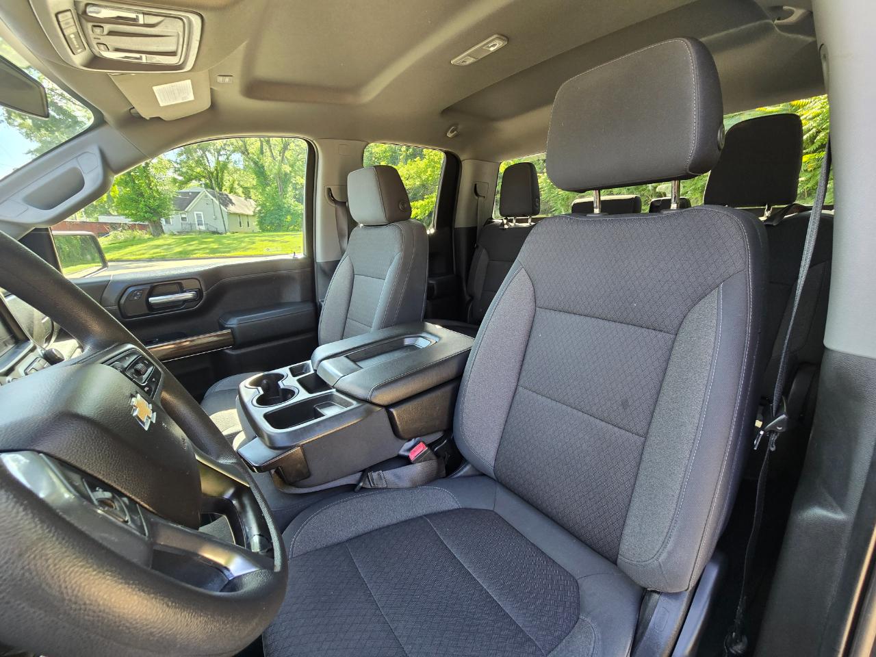 Chevrolet Silverado 1500 Custom Double Cab 4WD 2020