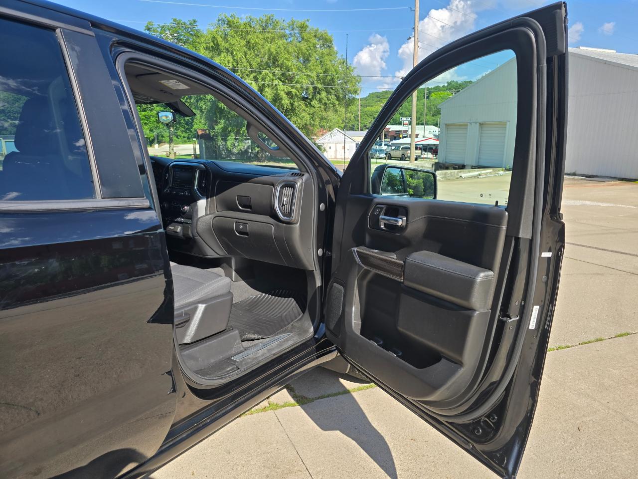 Chevrolet Silverado 1500 Custom Double Cab 4WD 2020