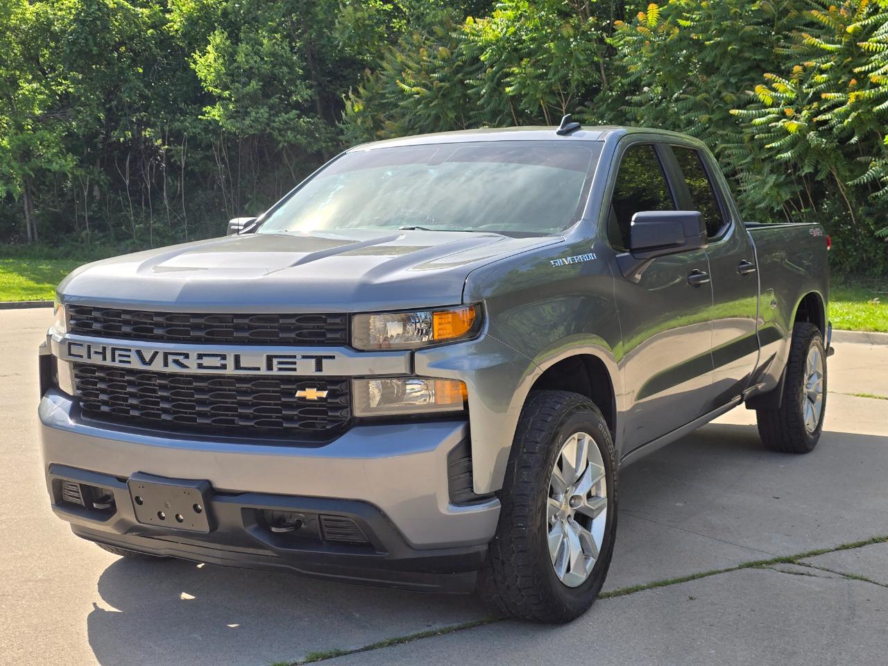 Chevrolet Silverado 1500 Custom Double Cab 4WD 2020