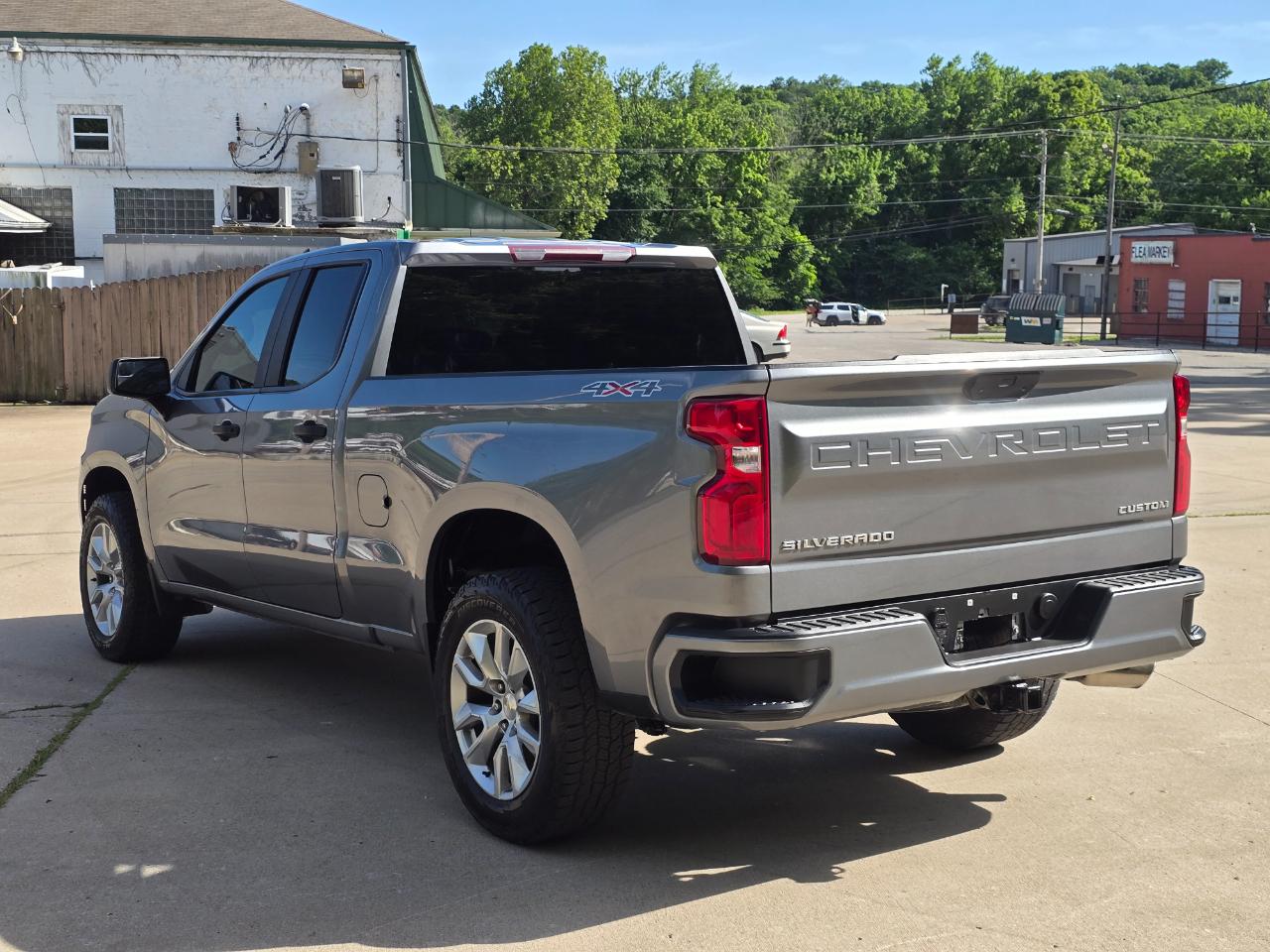 Chevrolet Silverado 1500 Custom Double Cab 4WD 2020