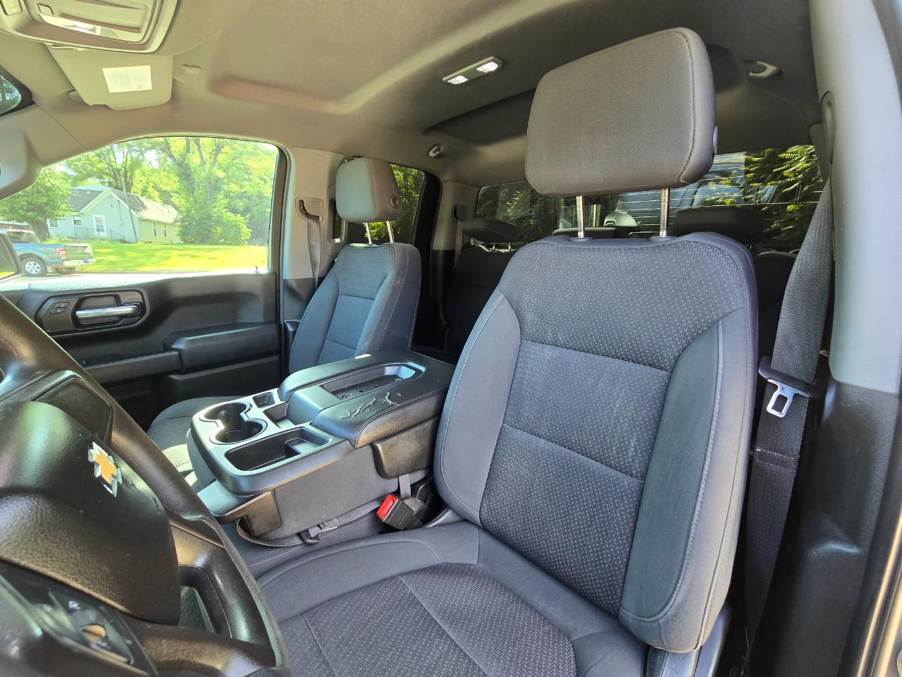 Chevrolet Silverado 1500 Custom Double Cab 4WD 2020