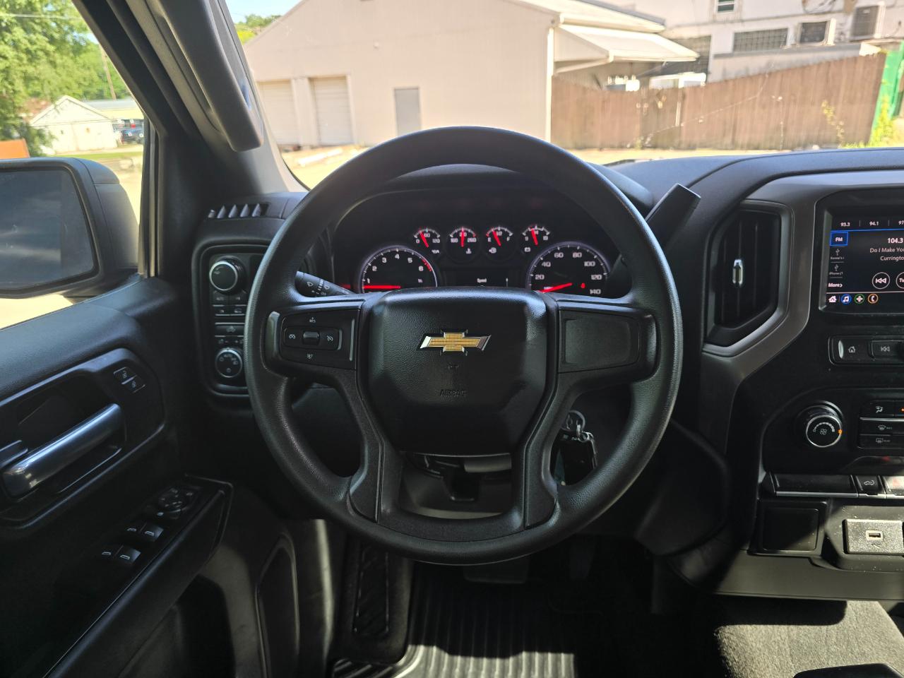 Chevrolet Silverado 1500 Custom Double Cab 4WD 2020