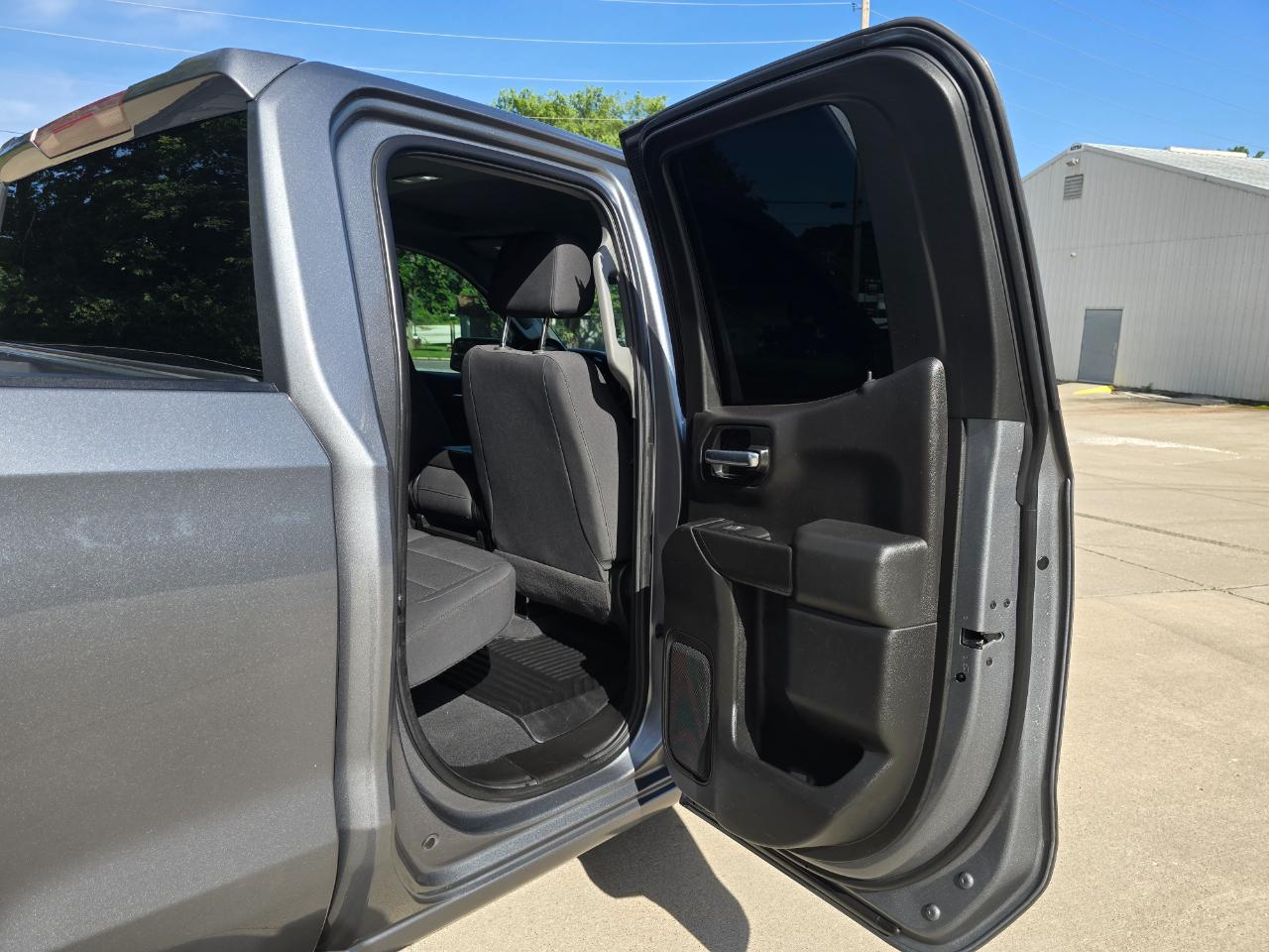 Chevrolet Silverado 1500 Custom Double Cab 4WD 2020