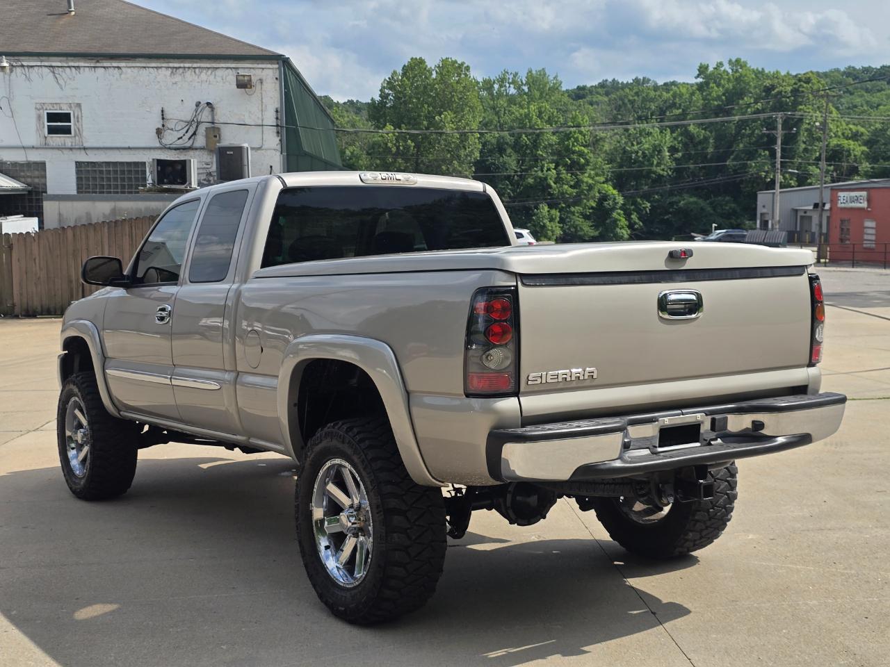 GMC Sierra 1500 SLT Ext. Cab Short Bed 4WD 2004