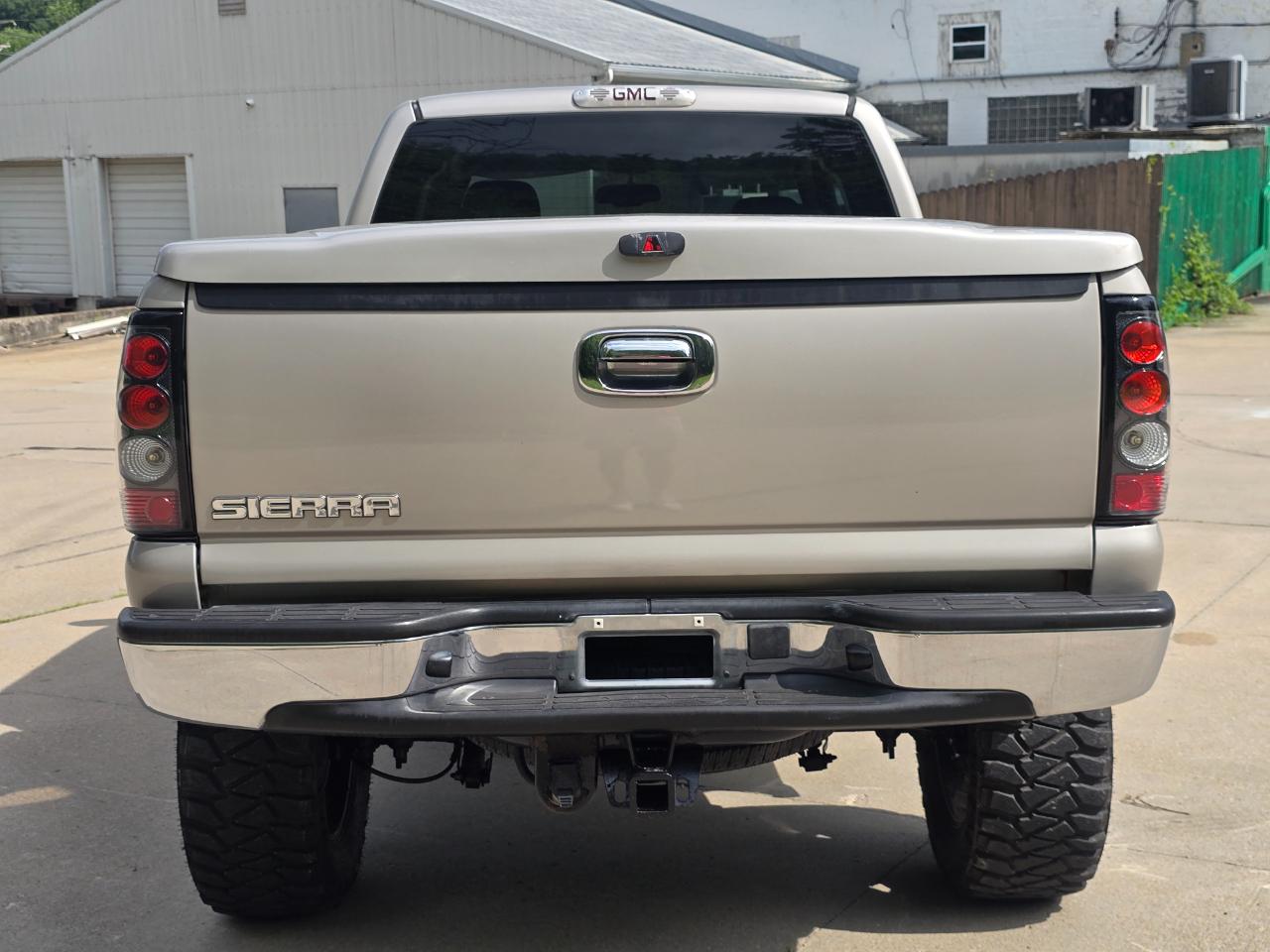 GMC Sierra 1500 SLT Ext. Cab Short Bed 4WD 2004