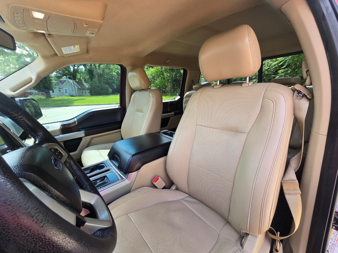Ford F-150 Lariat SuperCrew 5.5-ft. Bed 4WD 2016