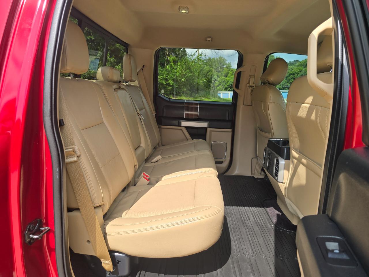 Ford F-150 Lariat SuperCrew 5.5-ft. Bed 4WD 2016