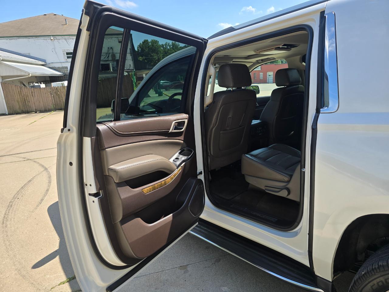 GMC Yukon XL Denali 4WD 2016