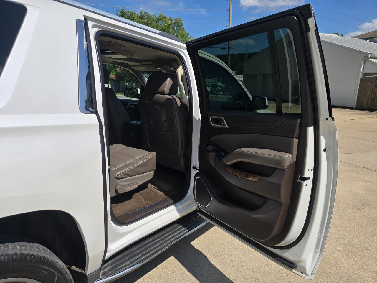 GMC Yukon XL Denali 4WD 2016