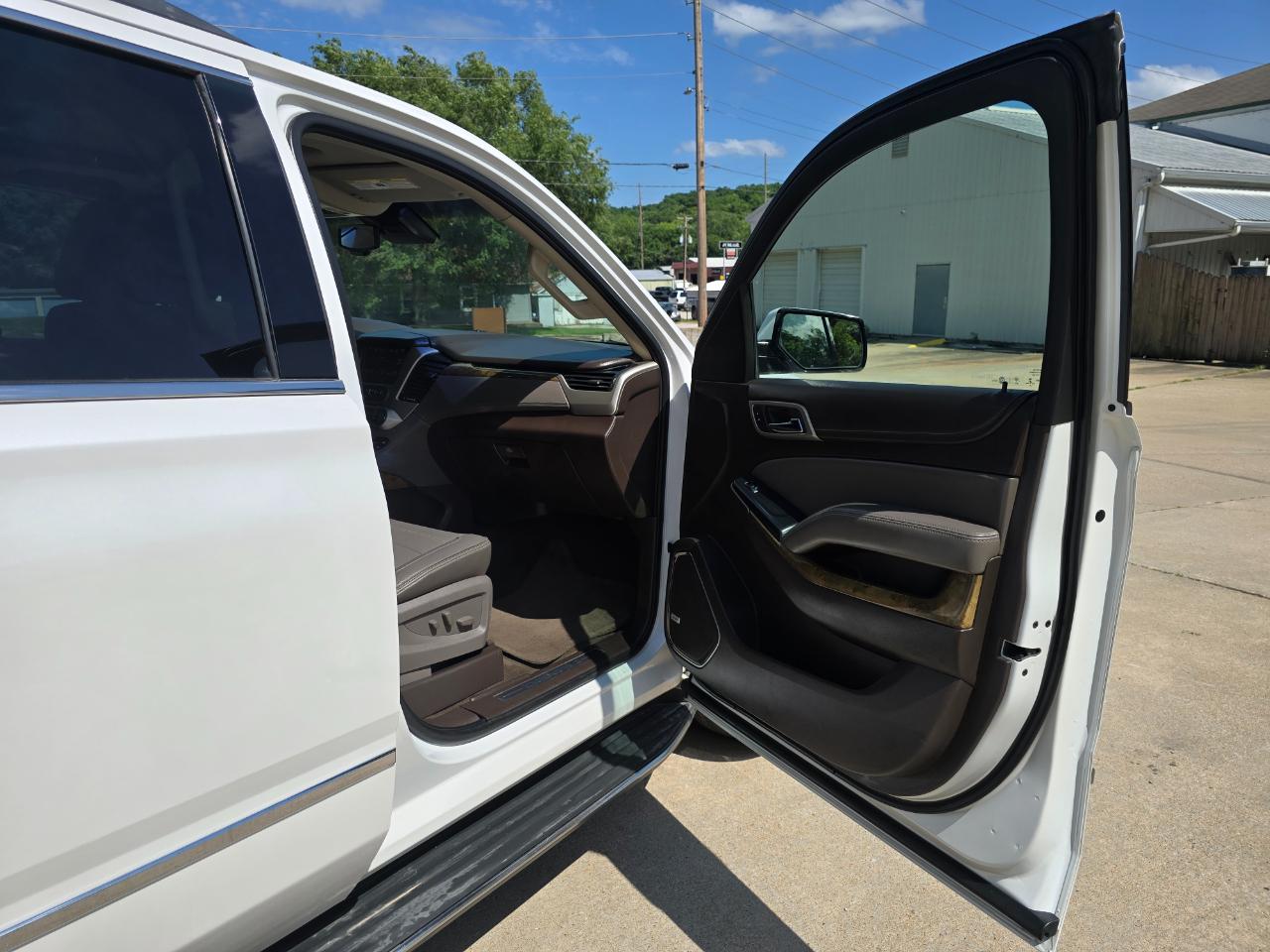 GMC Yukon XL Denali 4WD 2016