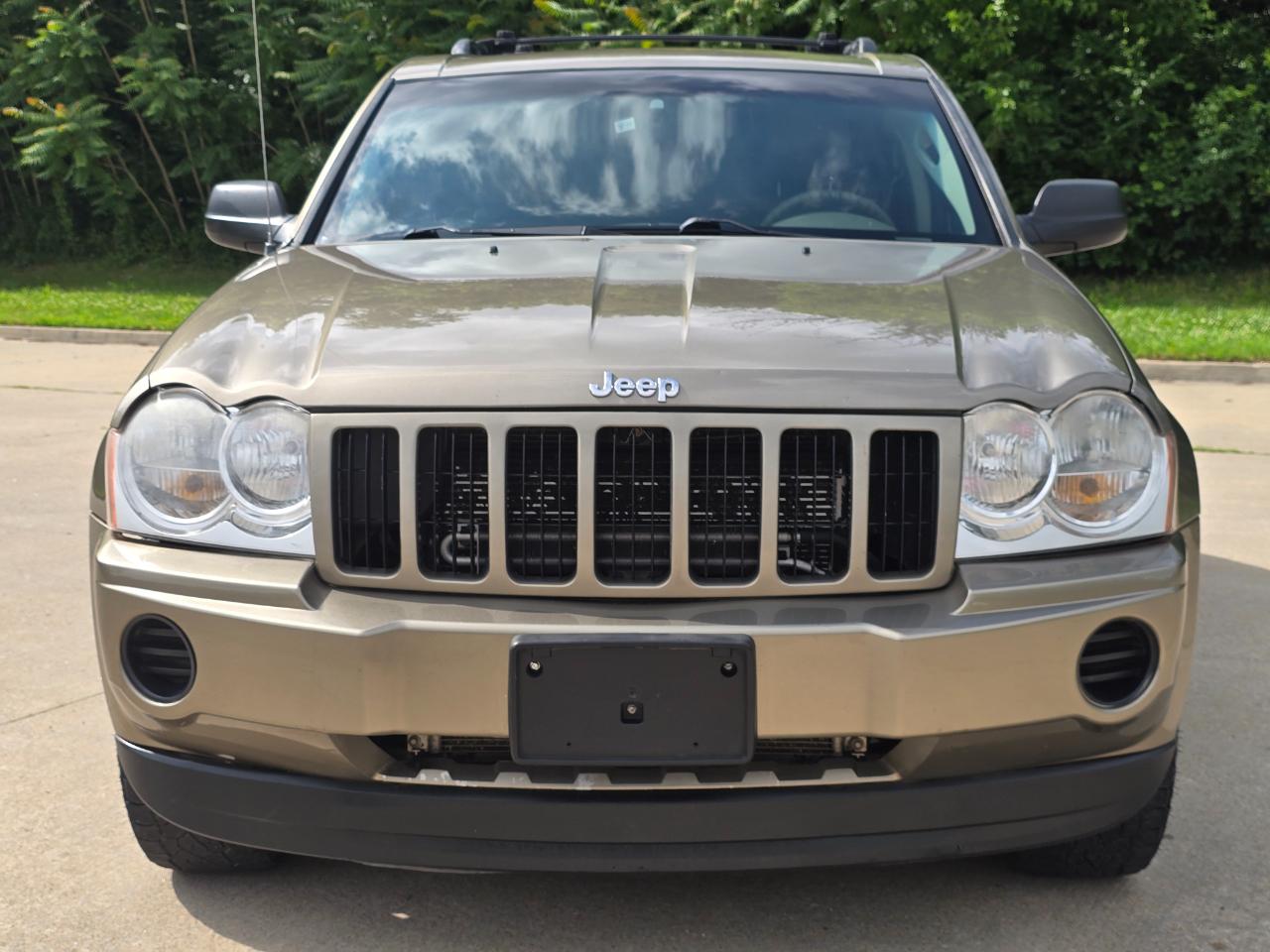 Jeep Grand Cherokee Laredo 4WD 2005