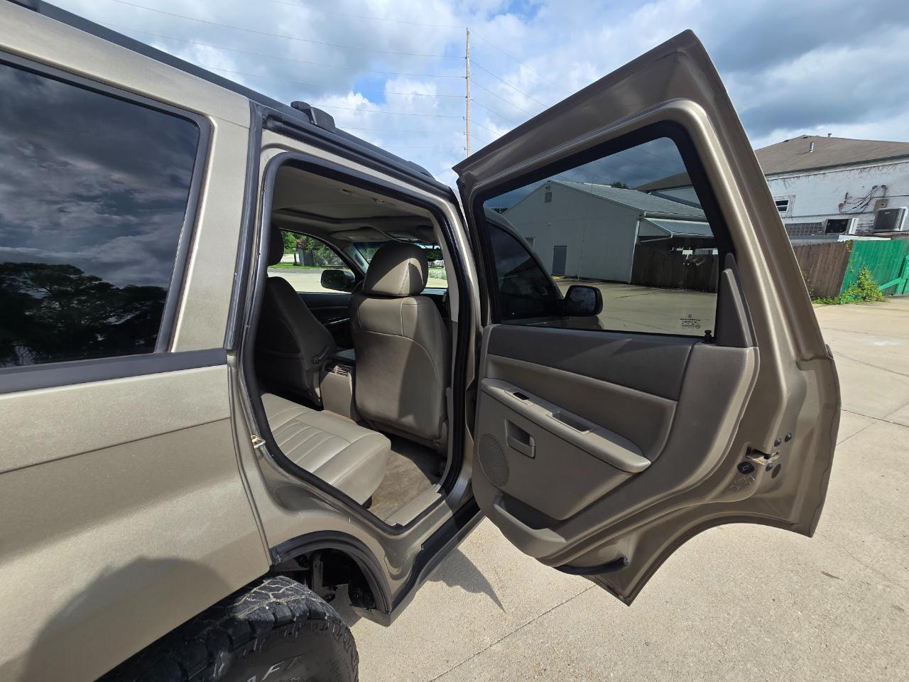 Jeep Grand Cherokee Laredo 4WD 2005