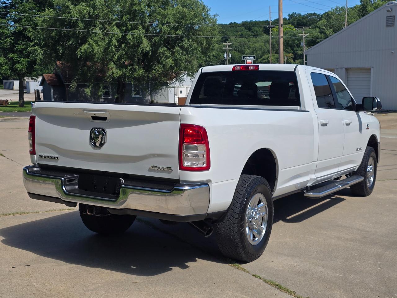 RAM 2500 Big Horn 4x4 Crew Cab 8' Box 2021