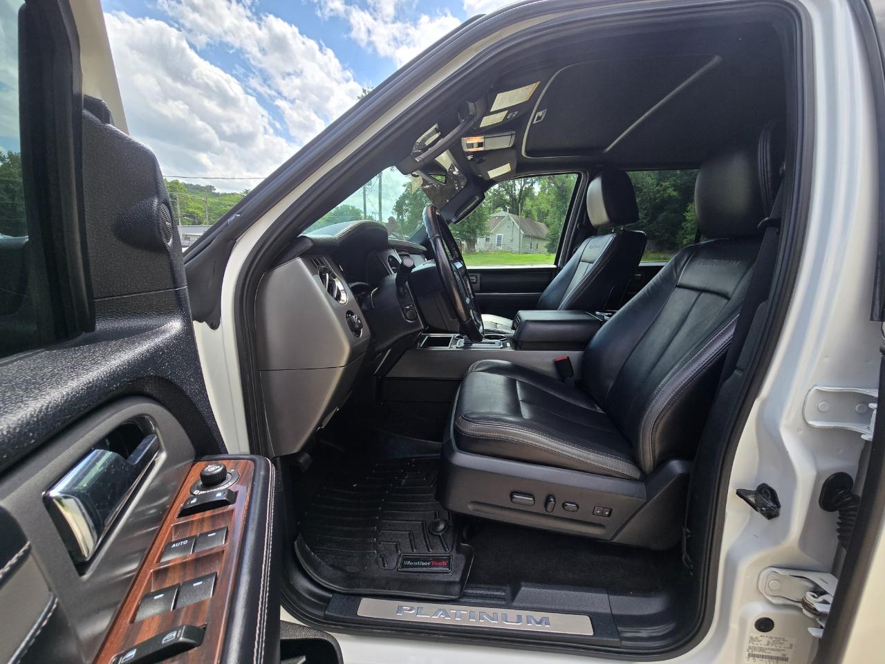 Ford Expedition EL Platinum 4WD 2017