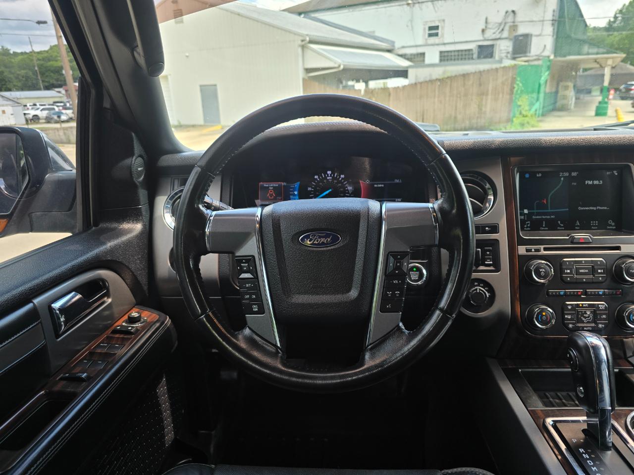 Ford Expedition EL Platinum 4WD 2017