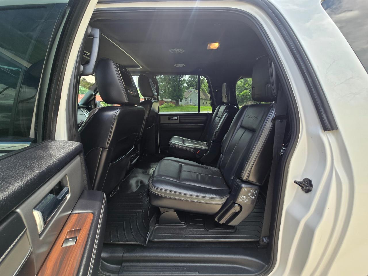 Ford Expedition EL Platinum 4WD 2017