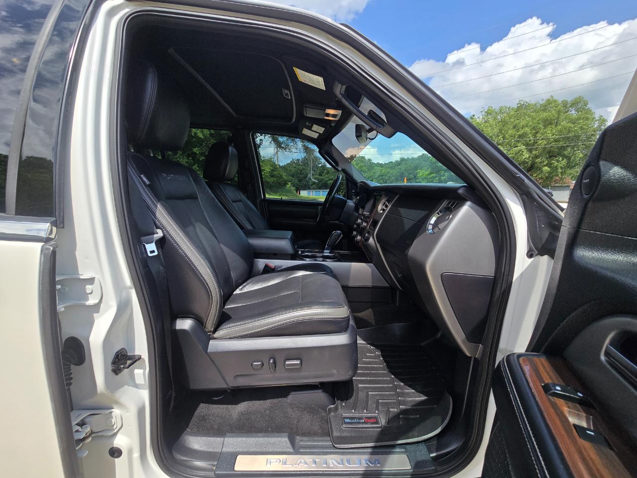 Ford Expedition EL Platinum 4WD 2017