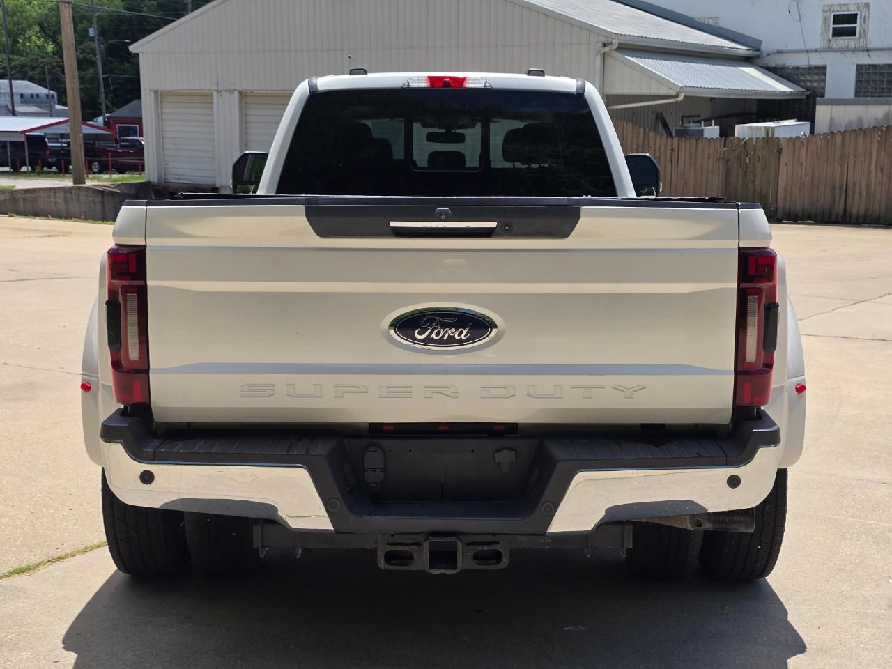 Ford F-350 SD Lariat Crew Cab Long Bed DRW 4WD 2020