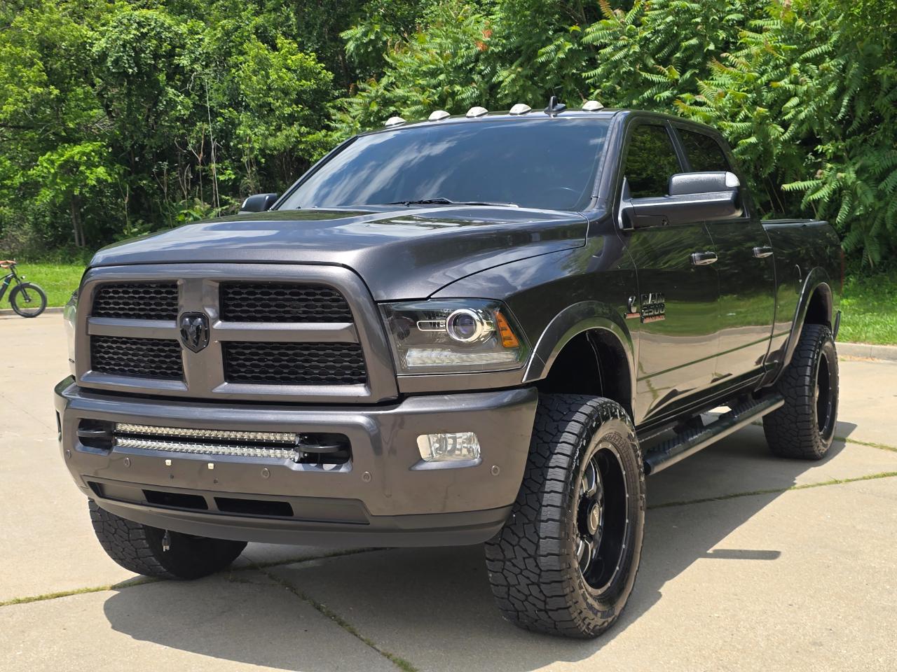 RAM 2500 Laramie Crew Cab SWB 4WD 2017