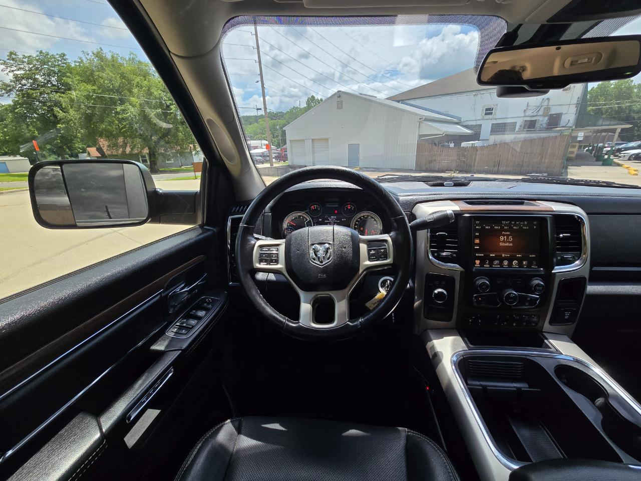 RAM 2500 Laramie Crew Cab SWB 4WD 2017
