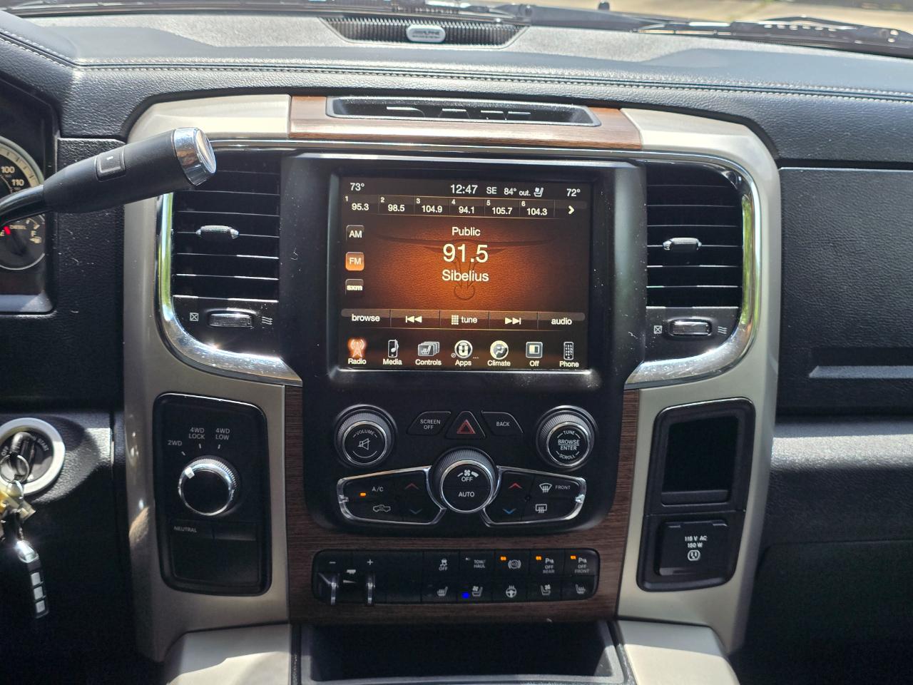 RAM 2500 Laramie Crew Cab SWB 4WD 2017