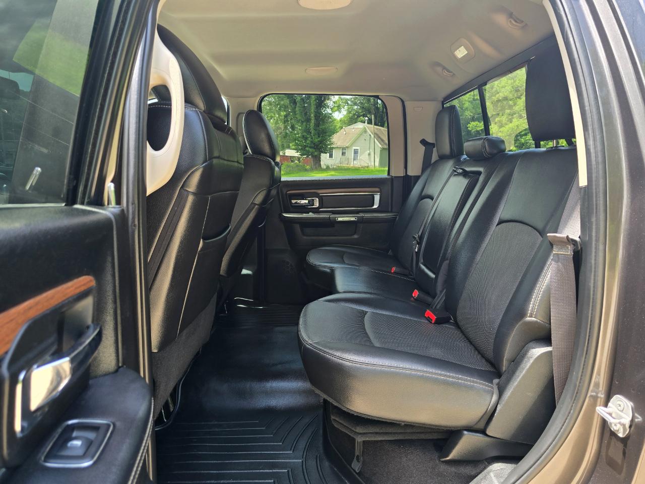 RAM 2500 Laramie Crew Cab SWB 4WD 2017