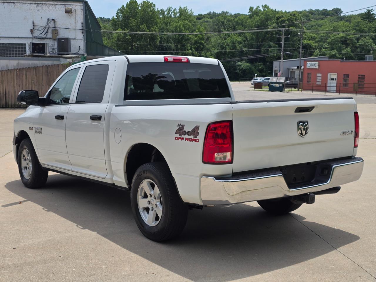 RAM 1500 Tradesman Crew Cab SWB 4WD 2014