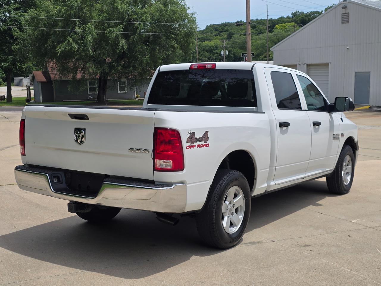 RAM 1500 Tradesman Crew Cab SWB 4WD 2014