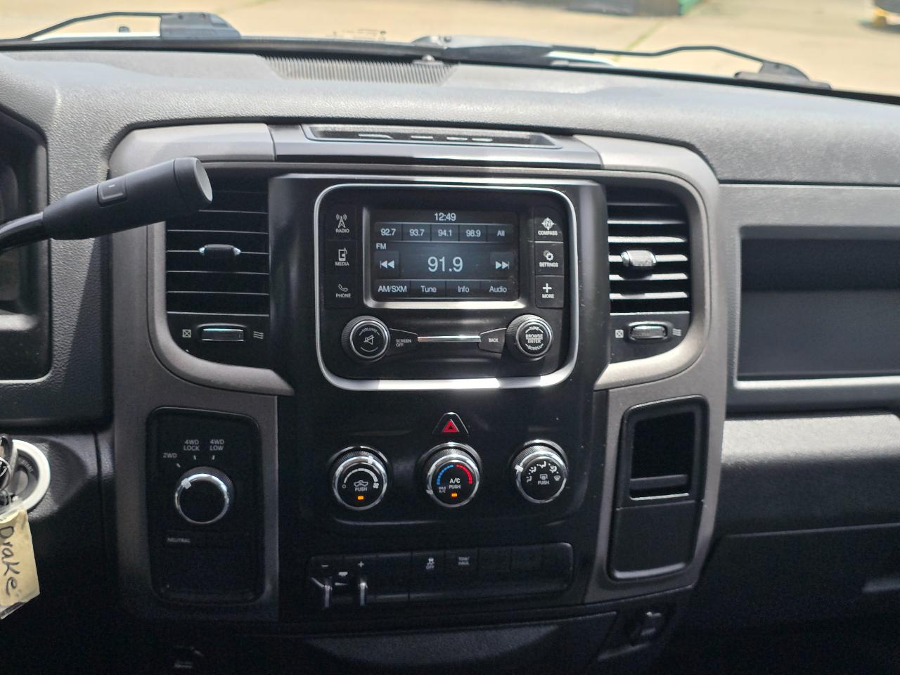 RAM 1500 Tradesman Crew Cab SWB 4WD 2014