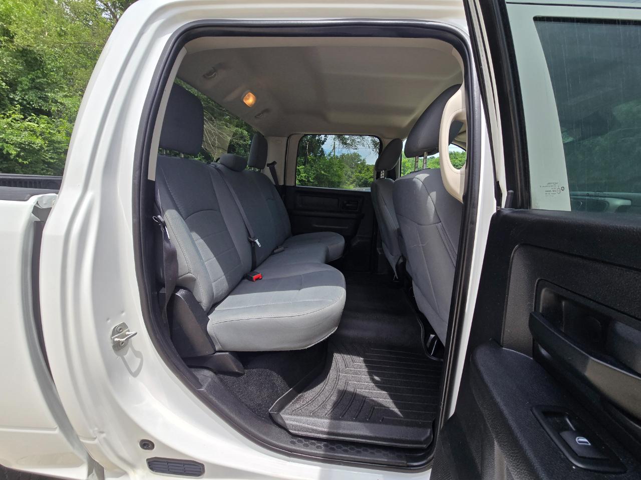 RAM 1500 Tradesman Crew Cab SWB 4WD 2014
