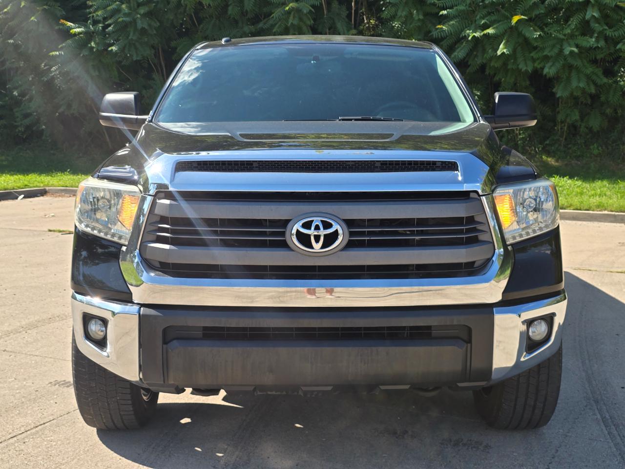 Toyota Tundra SR5 5.7L V8 FFV CrewMax 4WD 2014