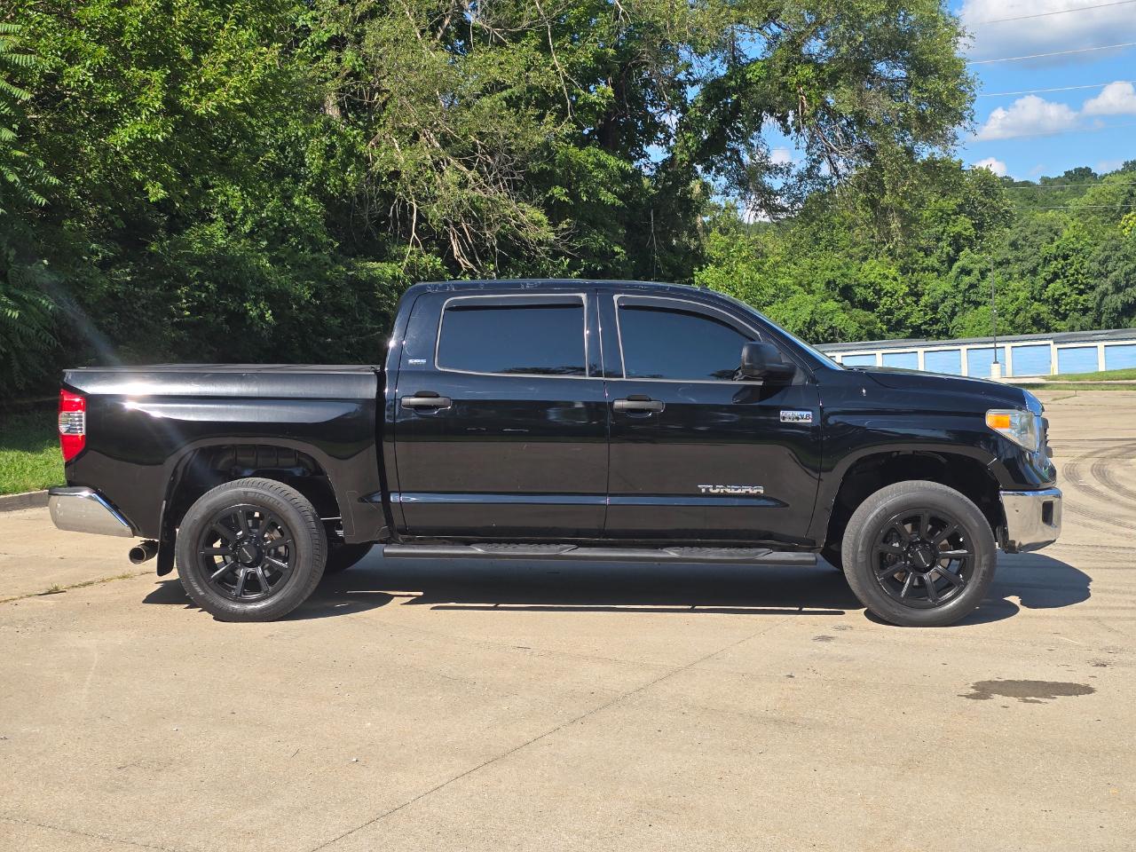 Toyota Tundra SR5 5.7L V8 FFV CrewMax 4WD 2014