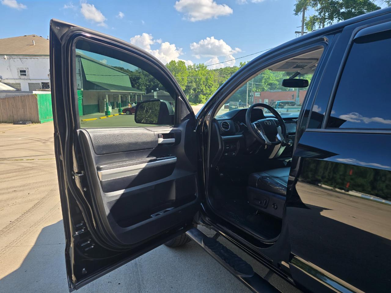 Toyota Tundra SR5 5.7L V8 FFV CrewMax 4WD 2014