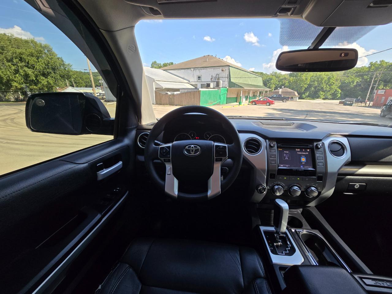 Toyota Tundra SR5 5.7L V8 FFV CrewMax 4WD 2014