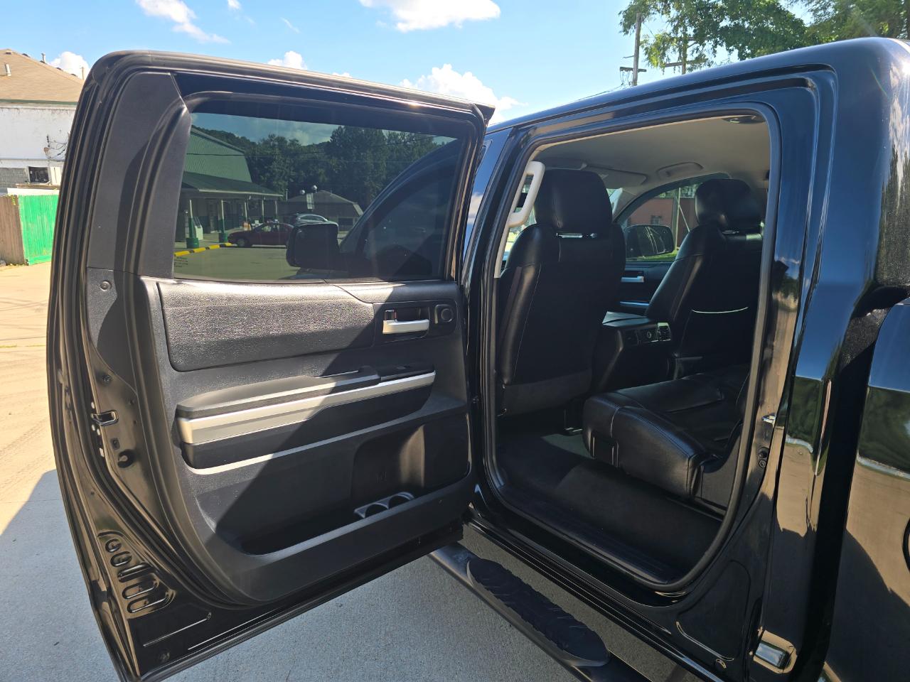 Toyota Tundra SR5 5.7L V8 FFV CrewMax 4WD 2014