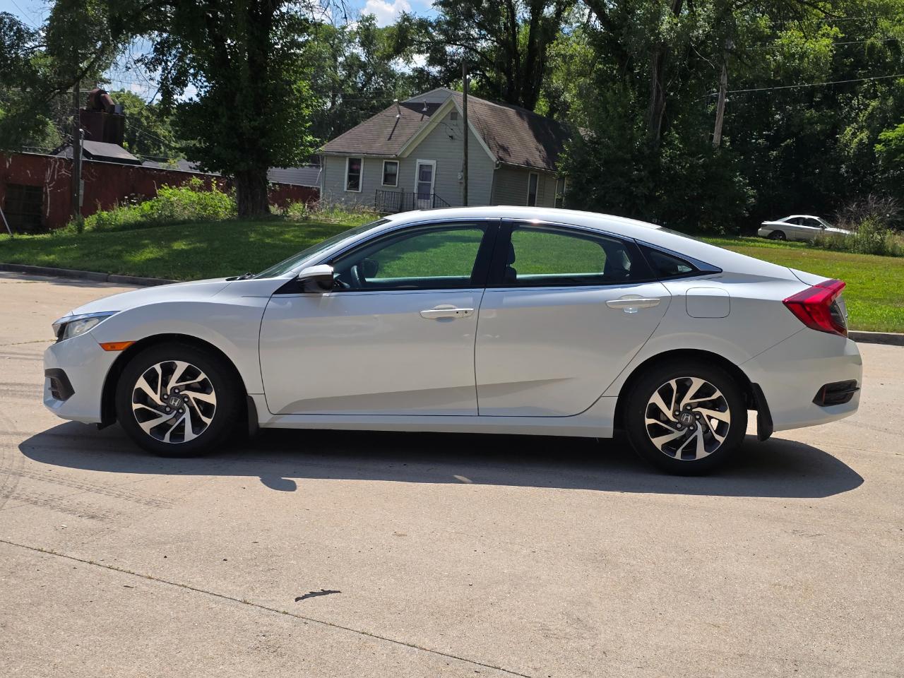 Honda Civic EX Sedan CVT 2016