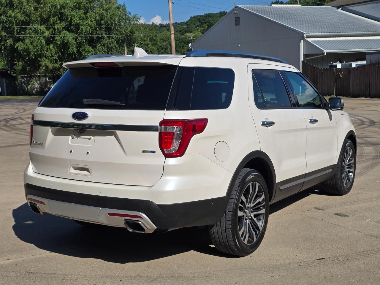 Ford Explorer Platinum AWD 2016