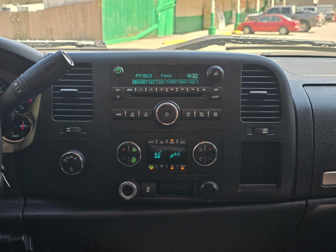Chevrolet Silverado 1500 LT Ext. Cab Short Bed 4WD 2013