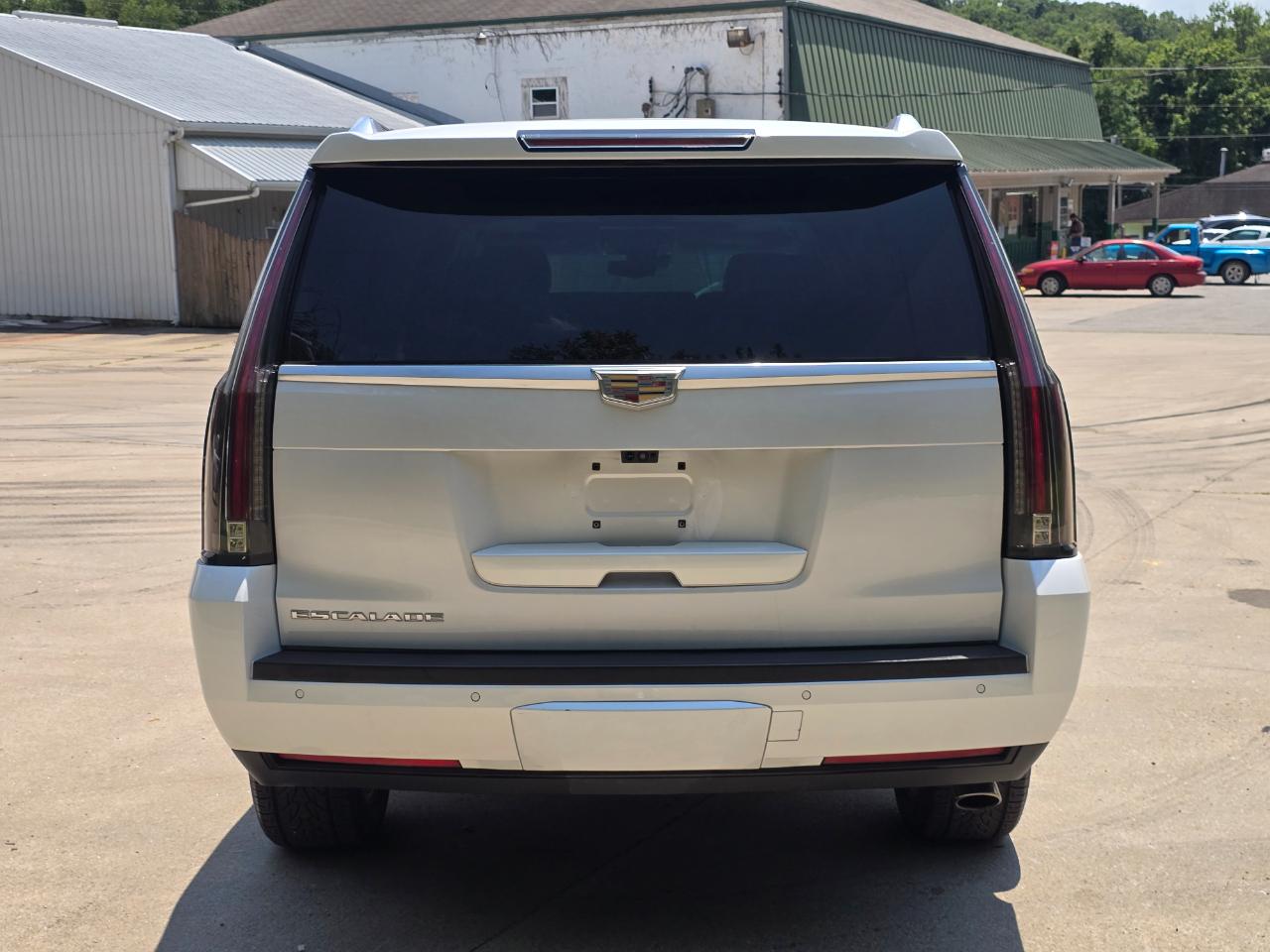 Cadillac Escalade ESV Premium 4WD 2019