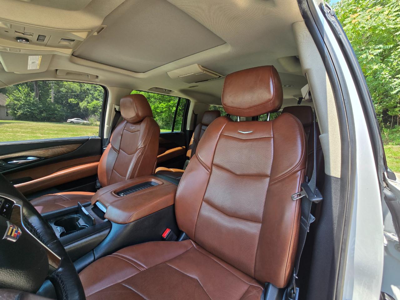 Cadillac Escalade ESV Premium 4WD 2019