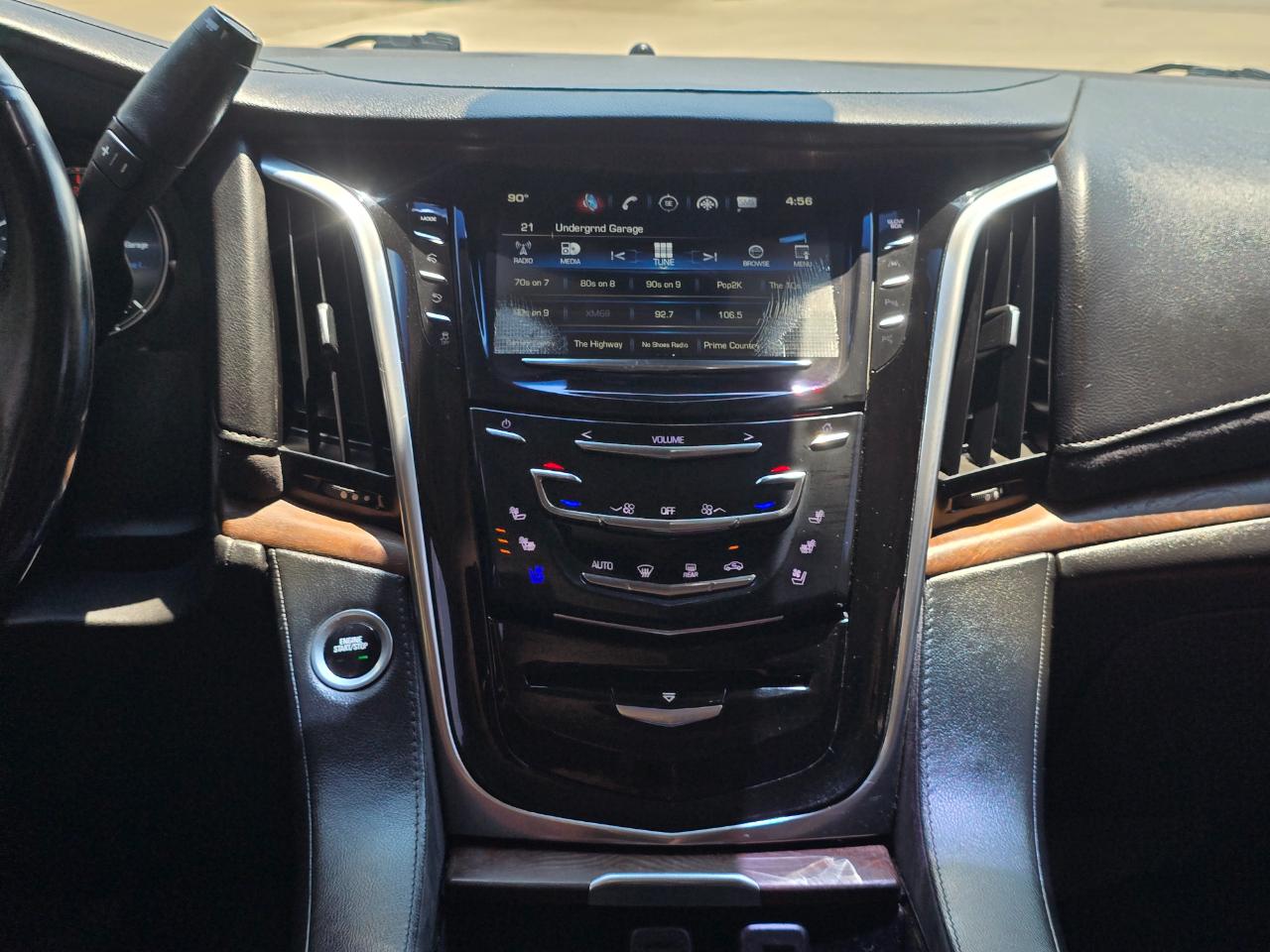 Cadillac Escalade ESV Premium 4WD 2019