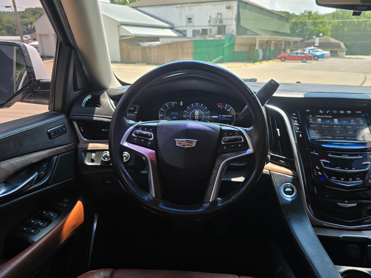 Cadillac Escalade ESV Premium 4WD 2019