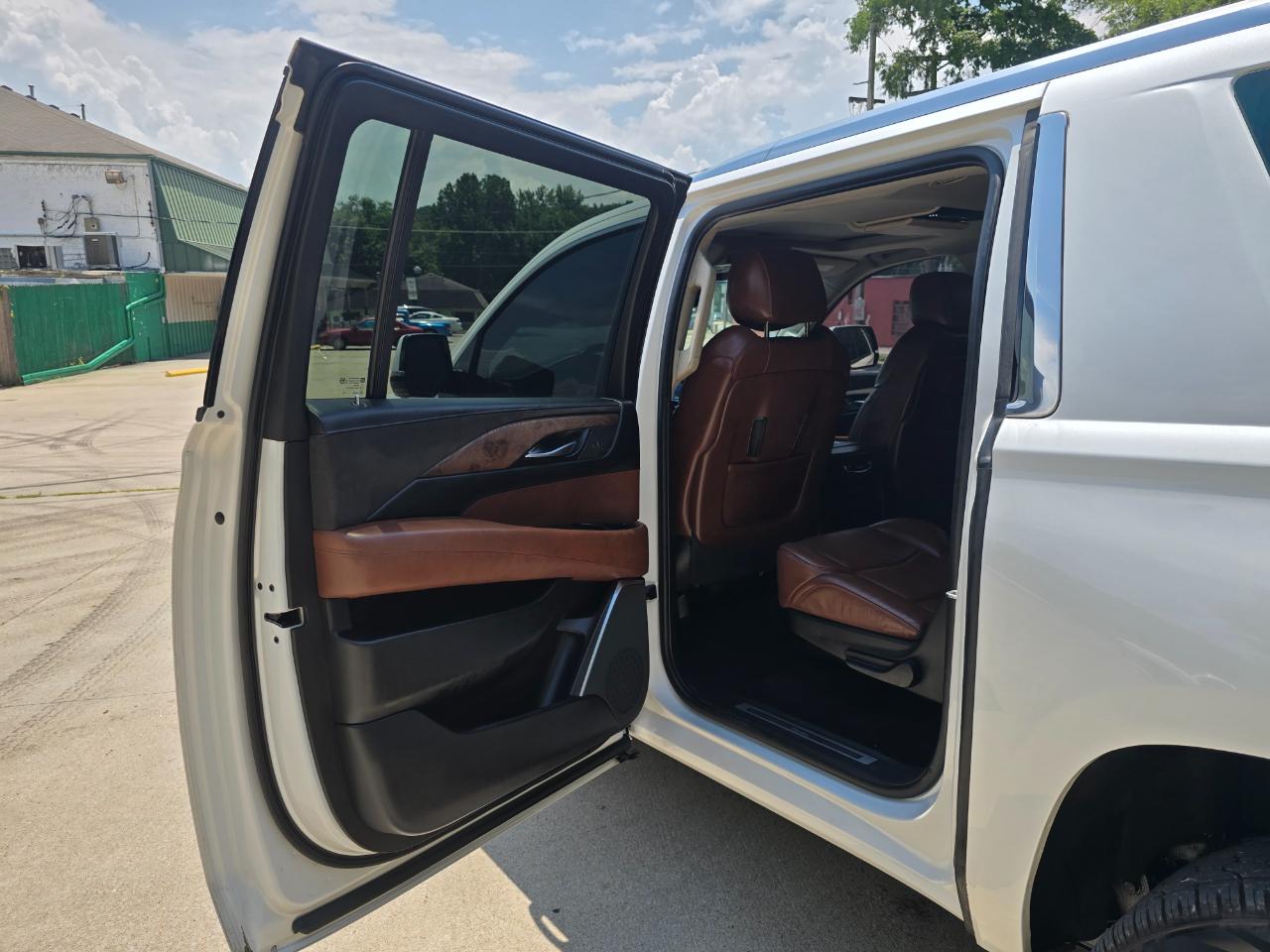 Cadillac Escalade ESV Premium 4WD 2019