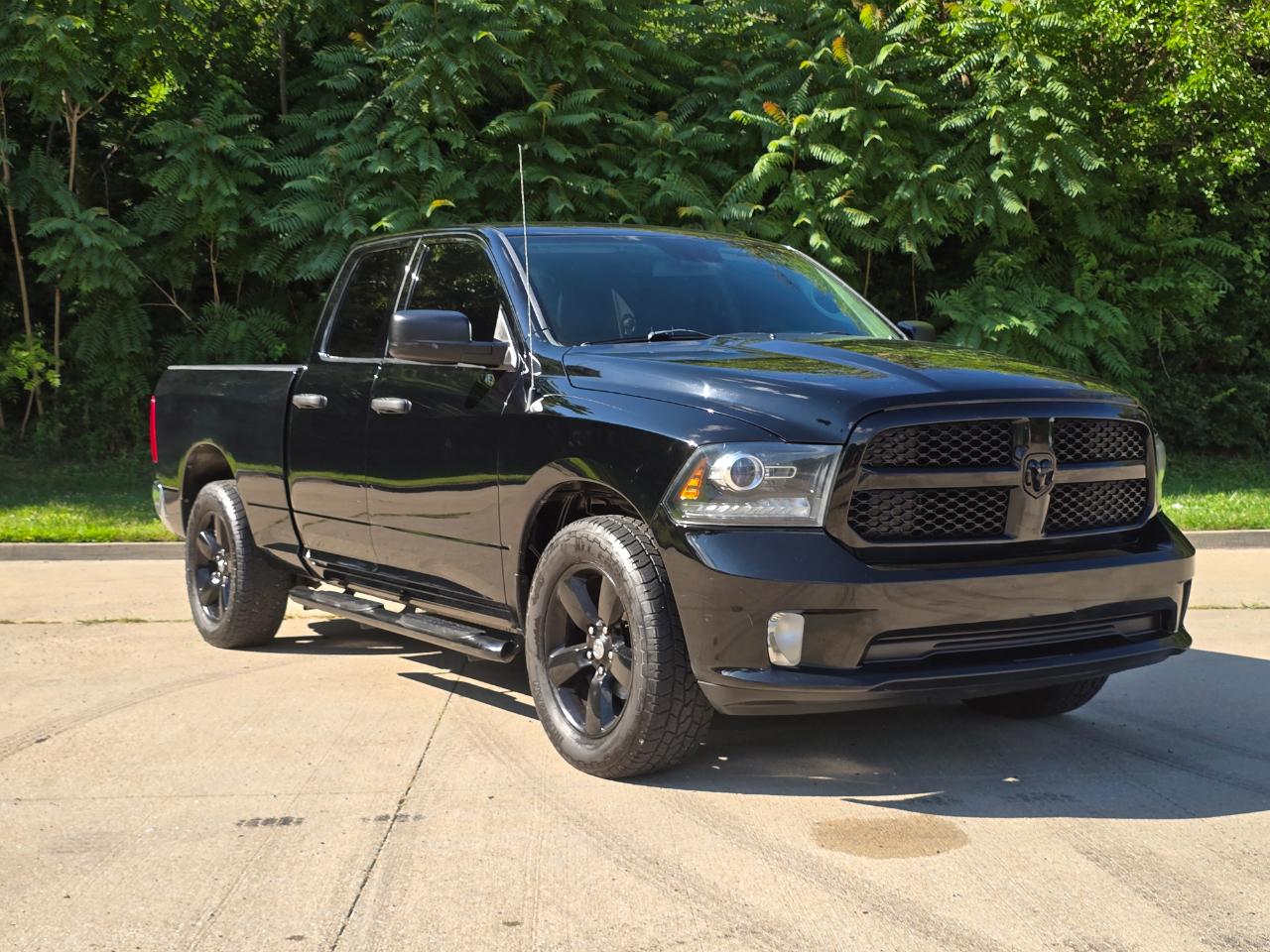 RAM 1500 Tradesman Quad Cab 4WD 2014