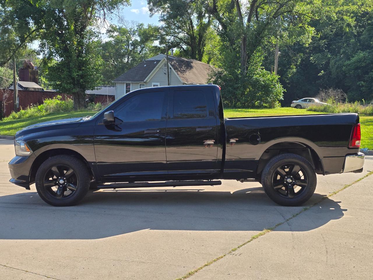 RAM 1500 Tradesman Quad Cab 4WD 2014